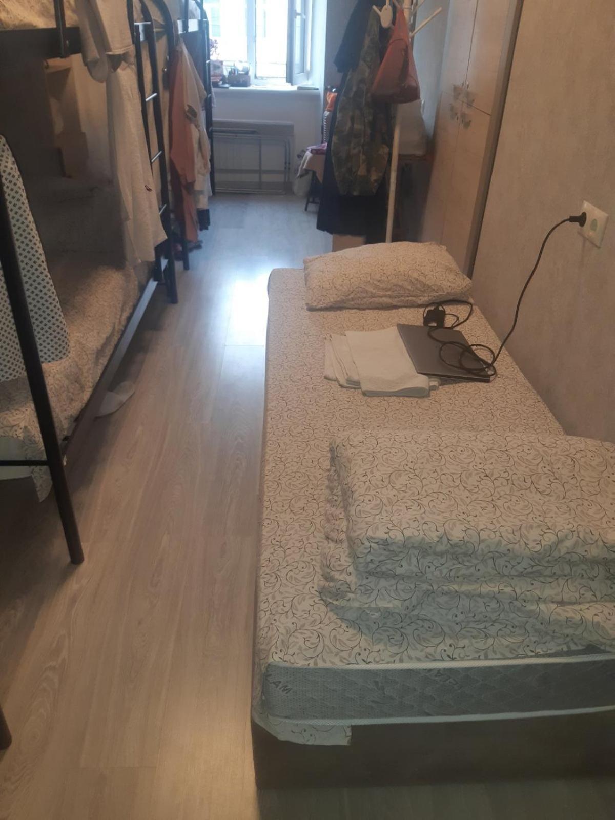 Hostel "Гном & Gnome" إلفيف المظهر الخارجي الصورة